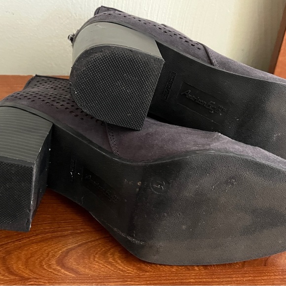 American Eagle Woman’s Boots - Picture 7 of 13